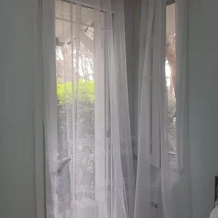 Ada Vilage Happy Day Apartment